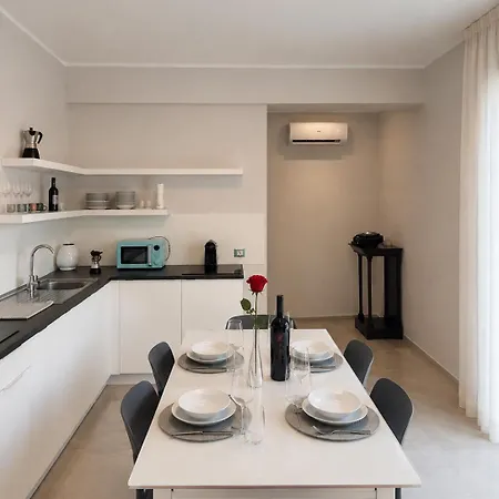 Blue Trani, Sea View & Affittacamere 3*
