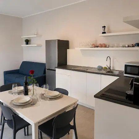 Blue Trani, Sea View & Affittacamere 3*